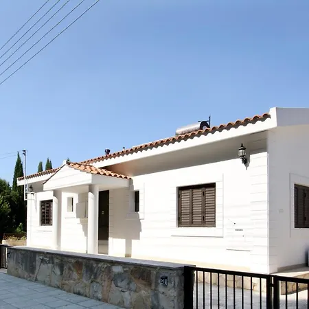 Bay Pissouri